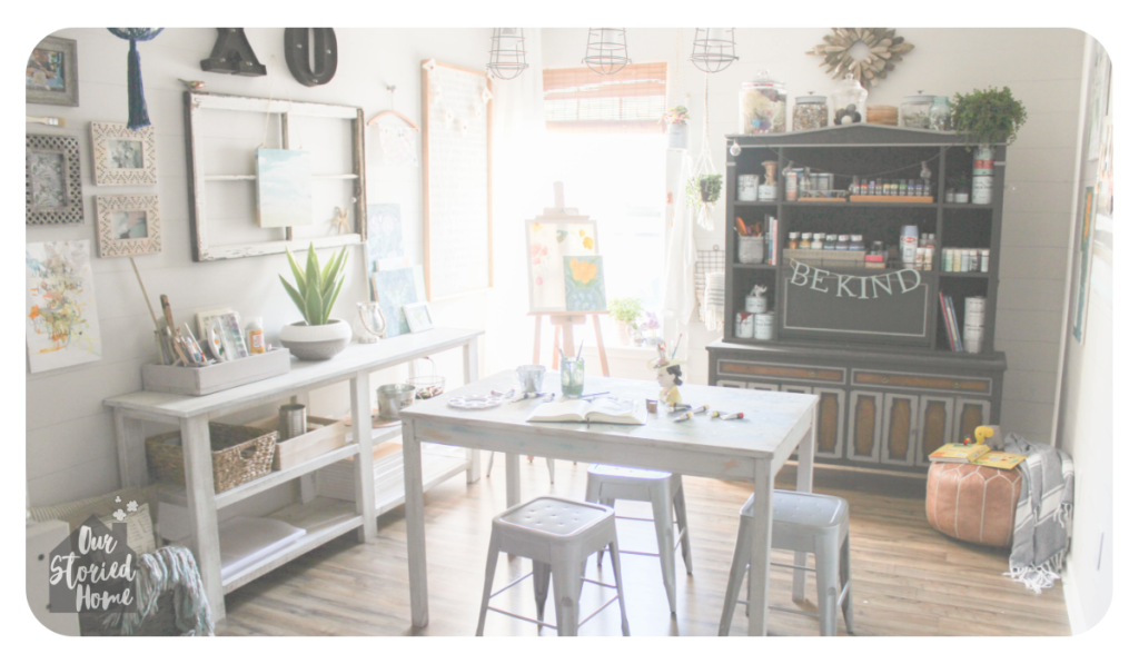 creative-apces-art-studio-in-home