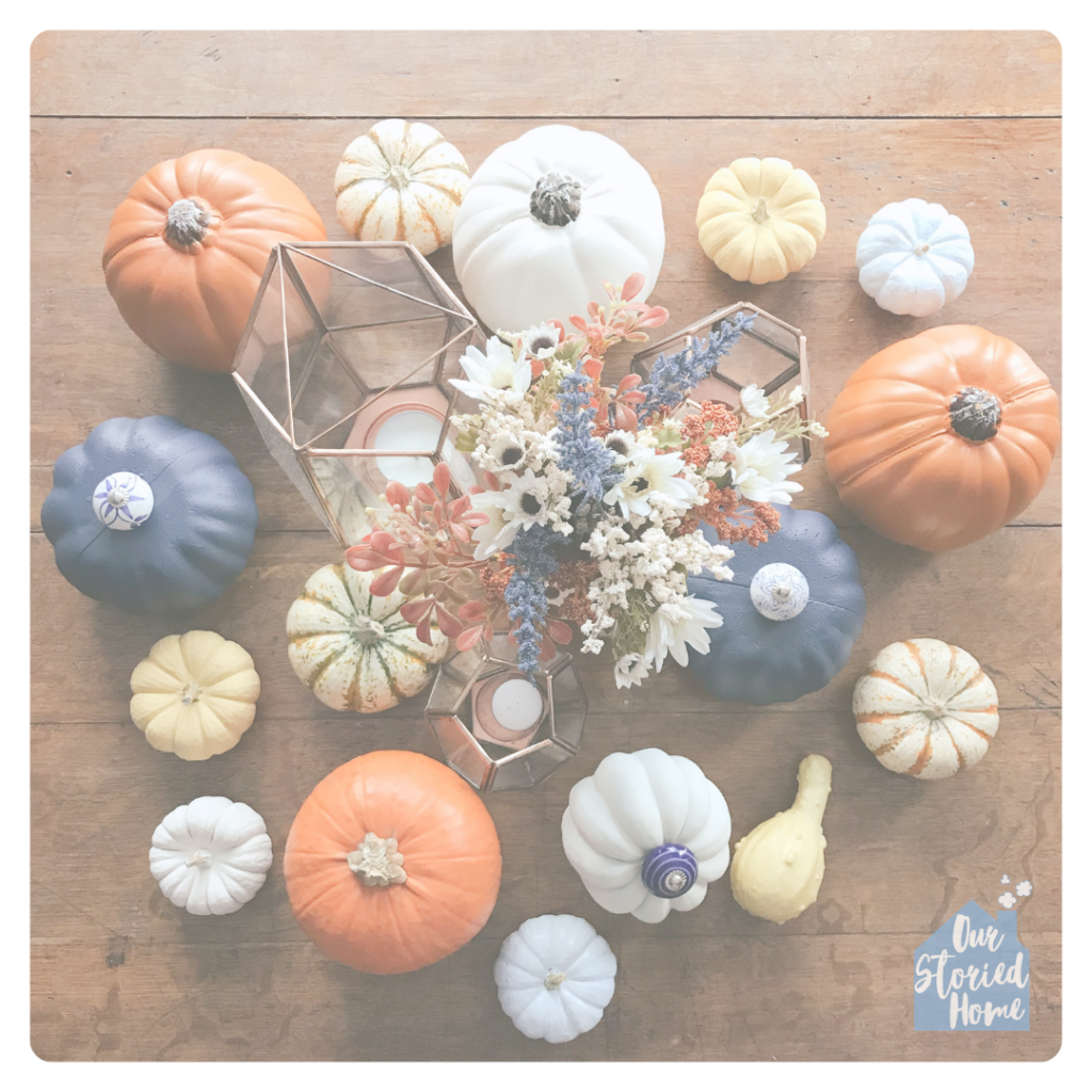 summer-to-fall-decor-blue-table-decor